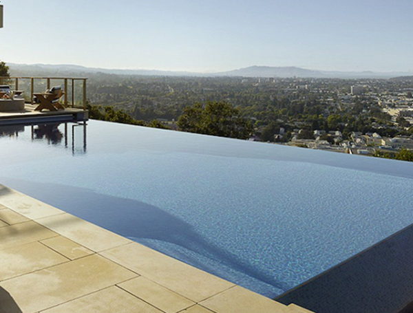 <h5>Commercial & Resort-Scale Infinity Pools</h5>